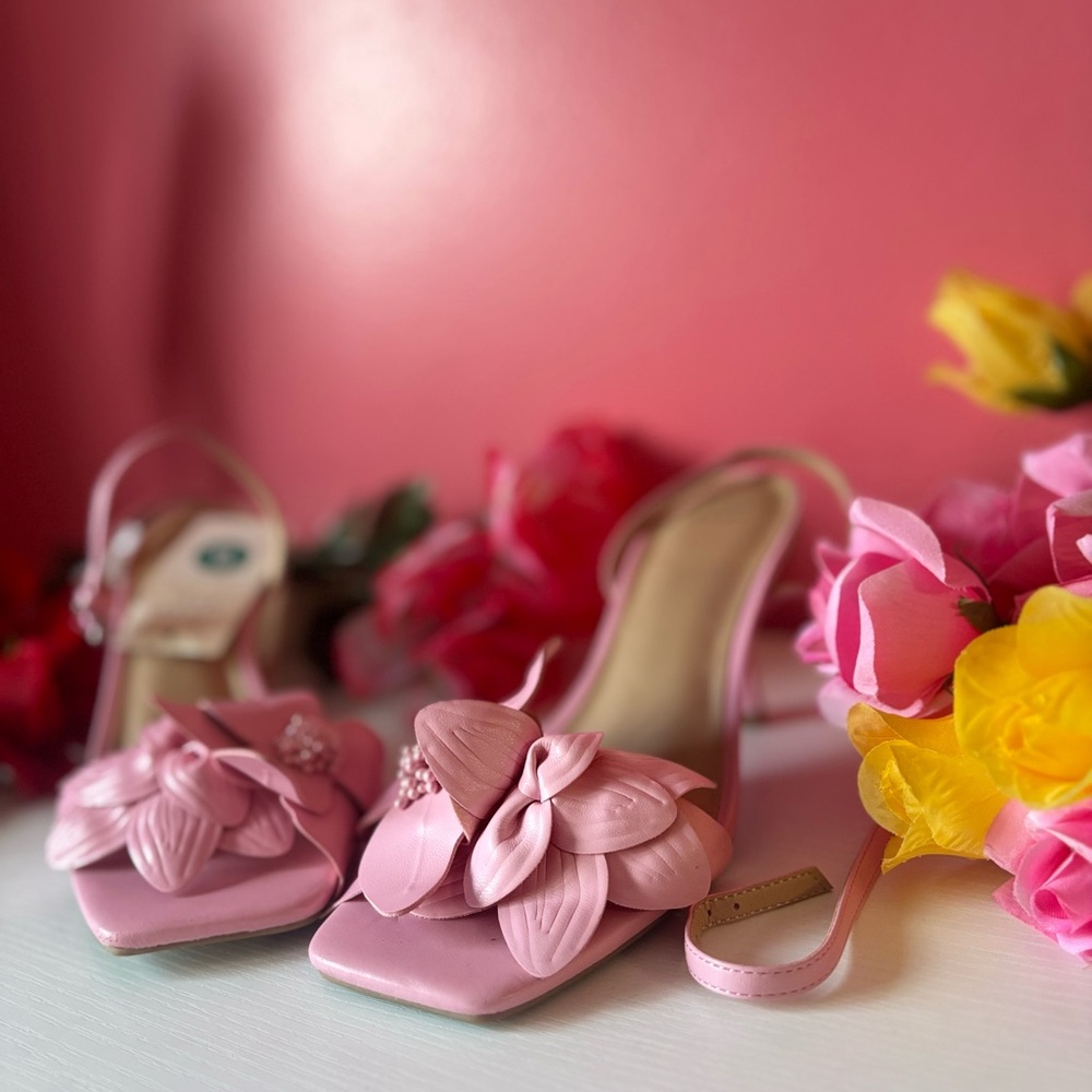 Elegant Pink Floral Women's Heels - Picture 6 of 6